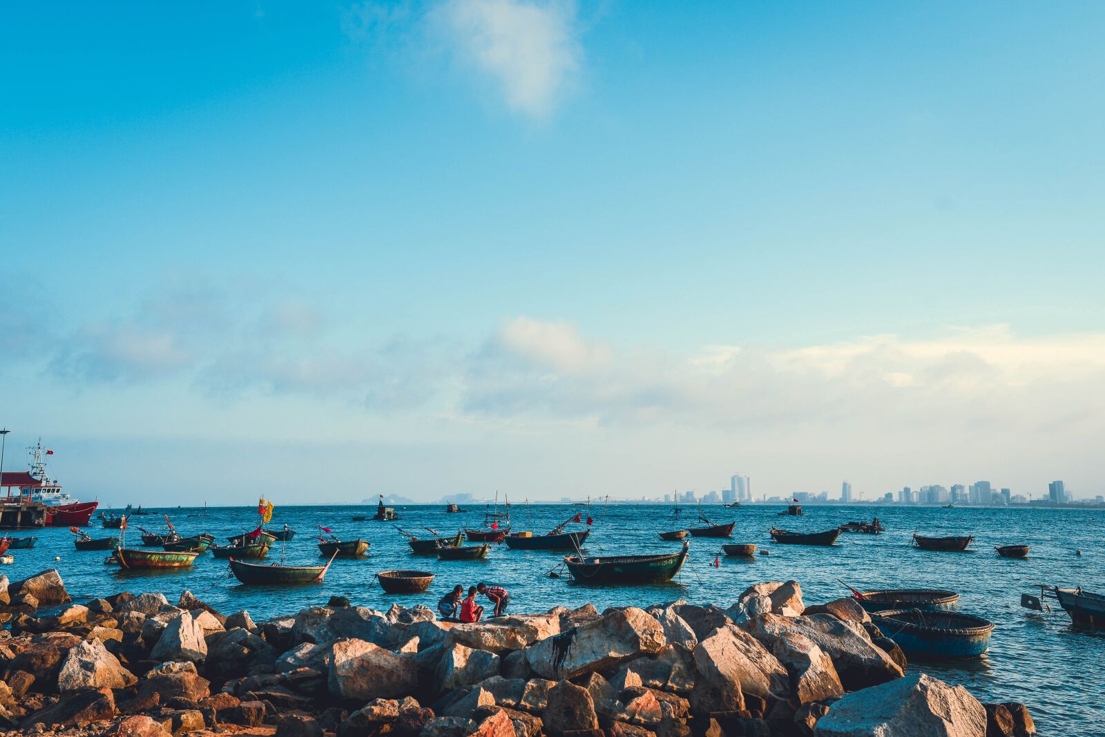 Nikon D800 sample photo. Beach da nang, beach photography