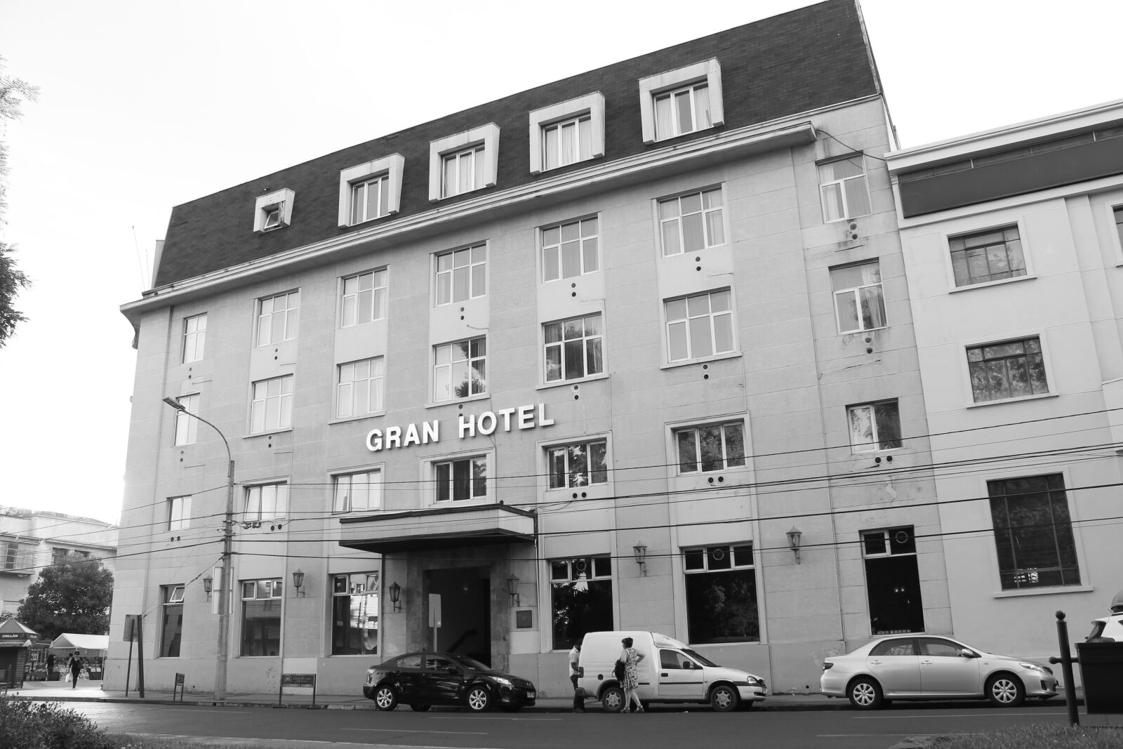 Canon EOS 1100D (EOS Rebel T3 / EOS Kiss X50) sample photo. Building, hotel, architecture photography
