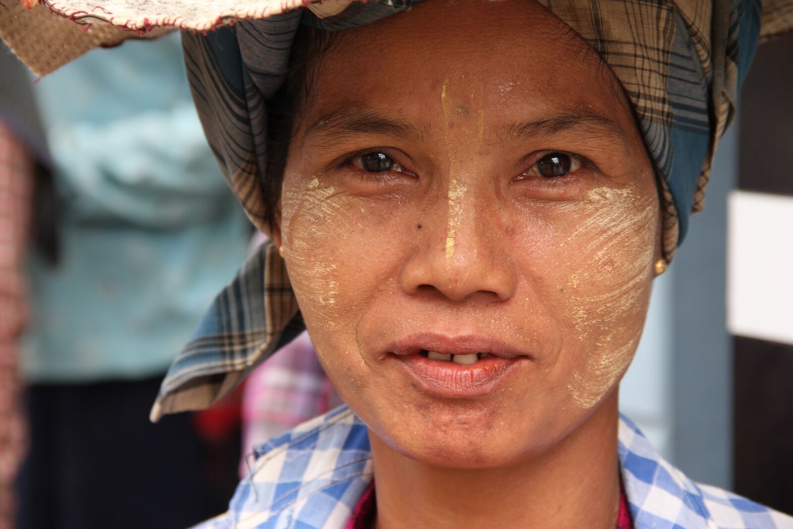 Canon EOS 550D (EOS Rebel T2i / EOS Kiss X4) sample photo. Myanmar, burma, woman photography