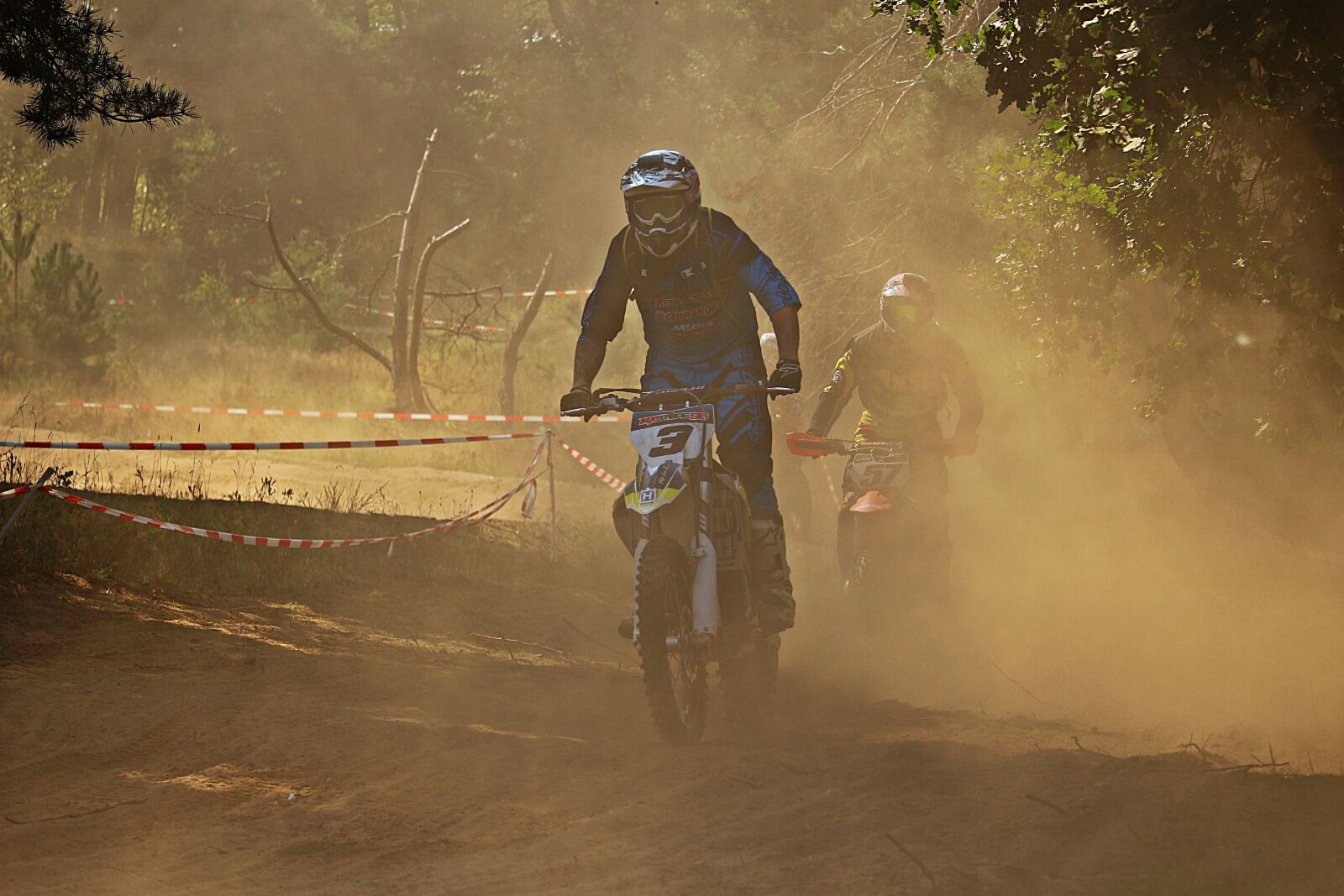 Canon EOS 100D (EOS Rebel SL1 / EOS Kiss X7) sample photo. Motocross, enduro, motorsport photography