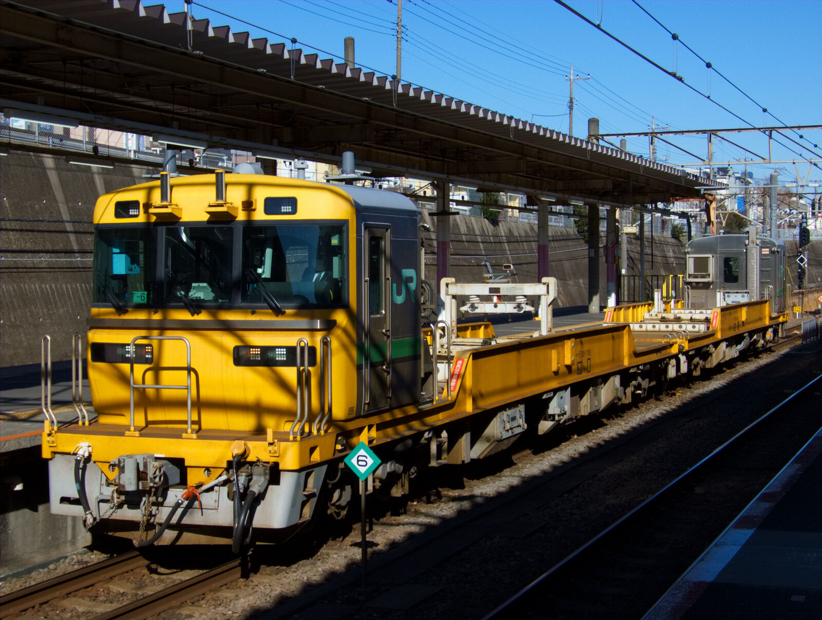 Fujifilm FinePix S6000fd sample photo. East japan railway company photography