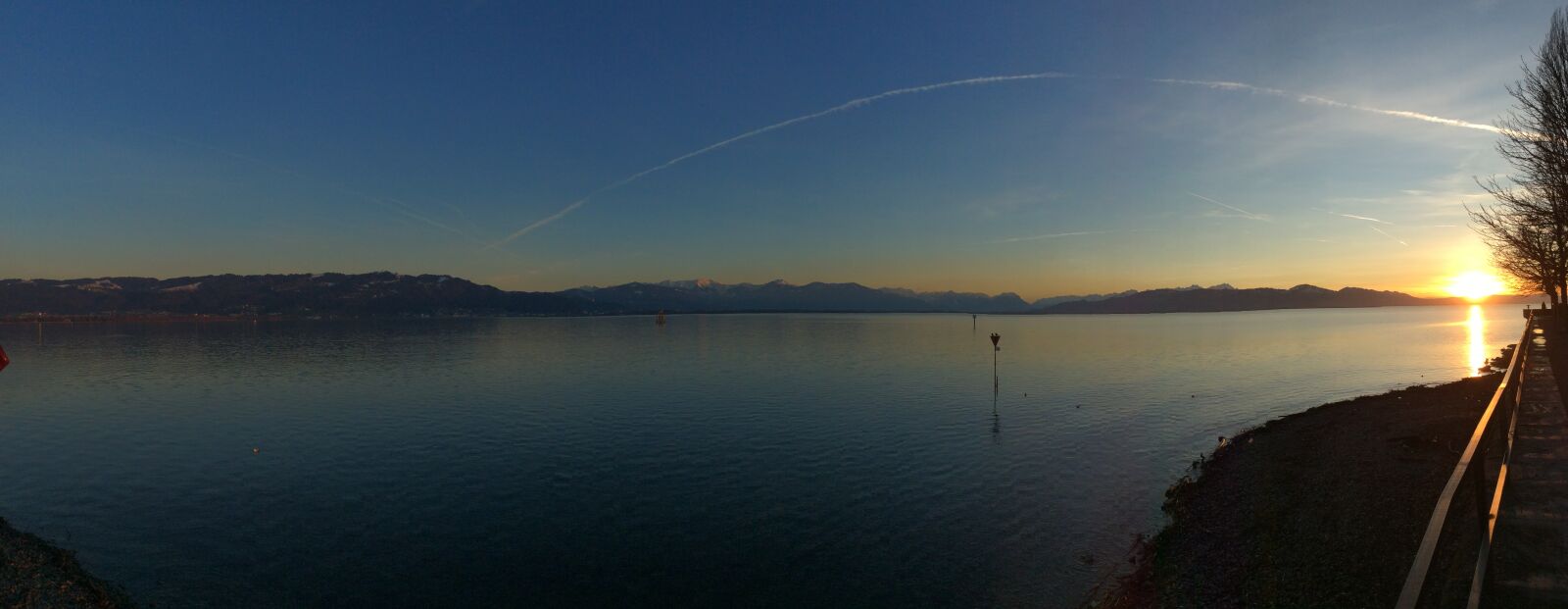 iPad Air back camera 3.3mm f/2.4 sample photo. Lake, landscape, airplane, sunset photography