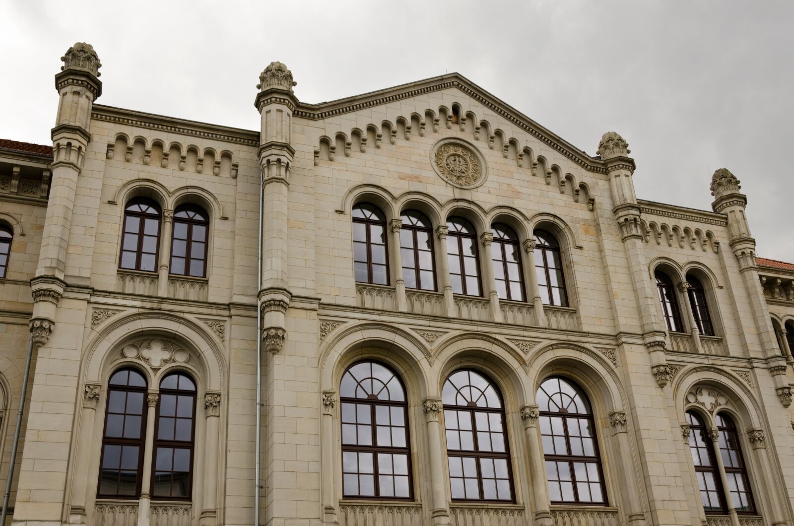 Nikon D5100 sample photo. Hanover, facade, window photography