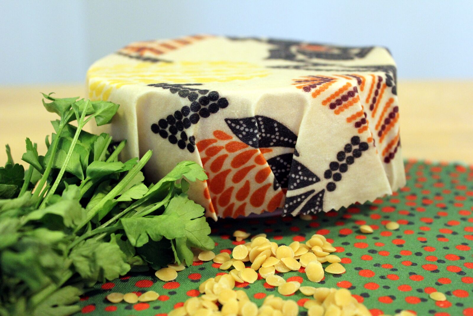Canon EOS 550D (EOS Rebel T2i / EOS Kiss X4) sample photo. Food storage, food wrap photography