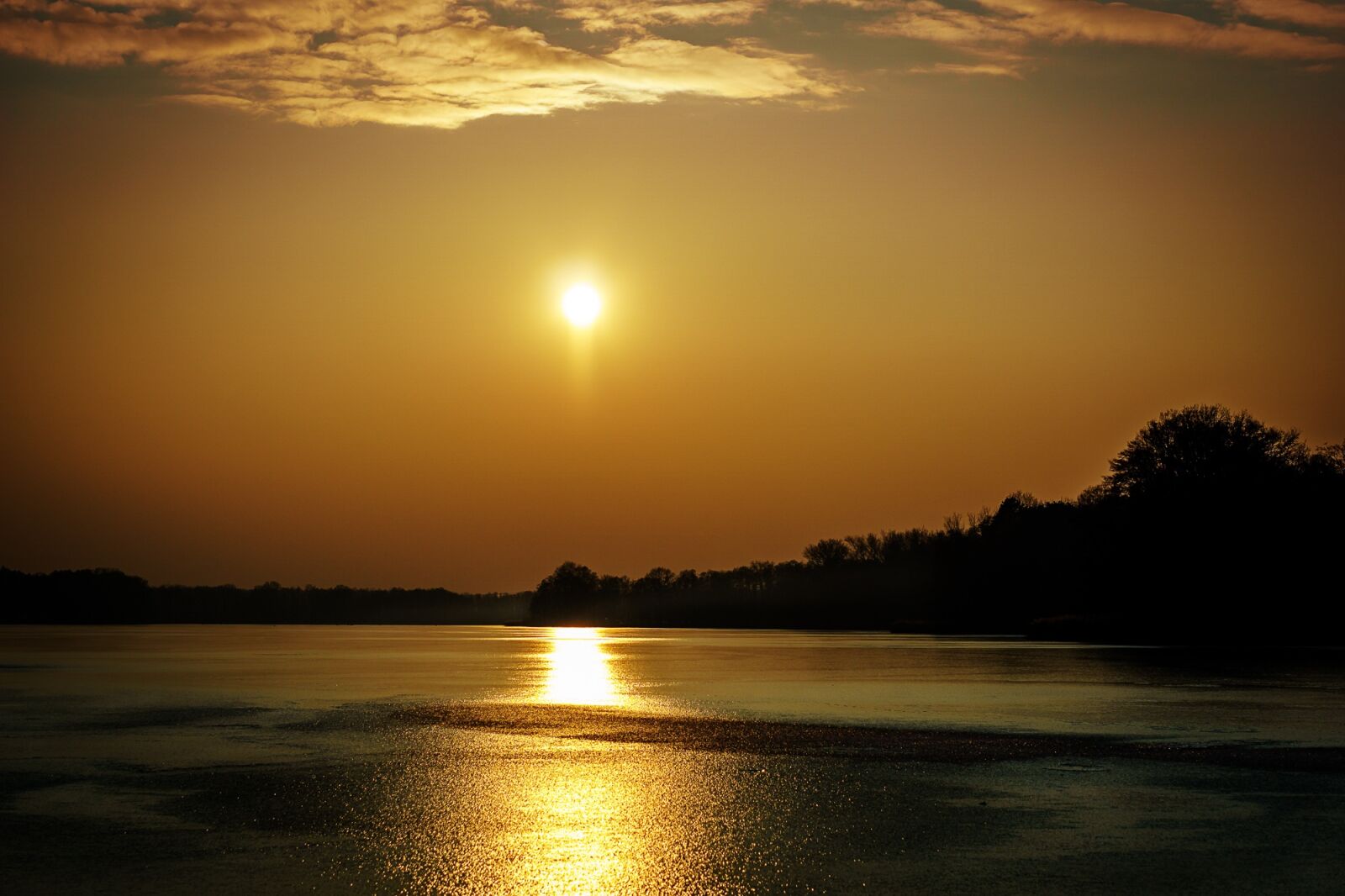 E 50mm F1.8 OSS sample photo. Sunset, lake, abendstimmung photography