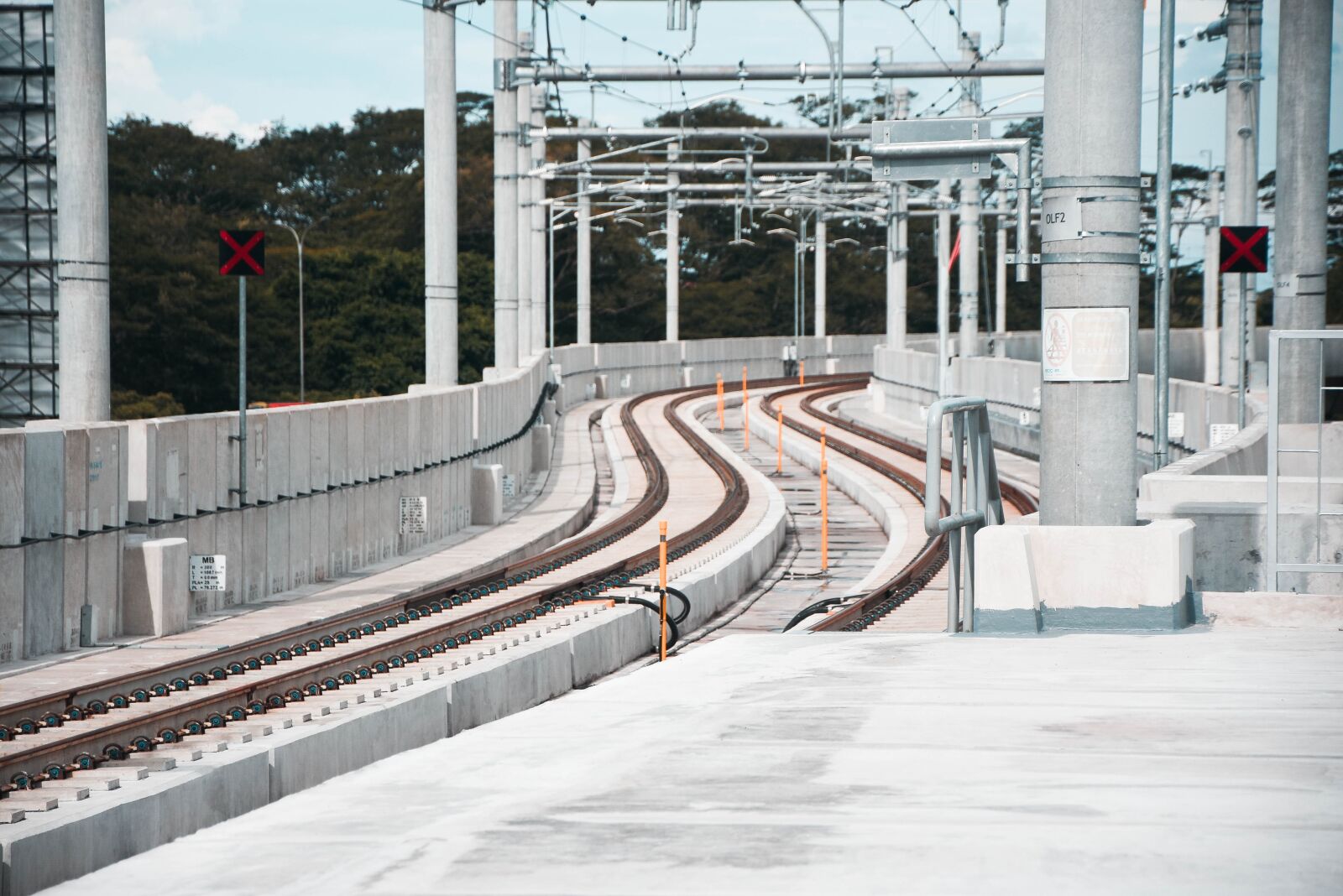 Nikon D7200 sample photo. Railway, city, jakarta photography