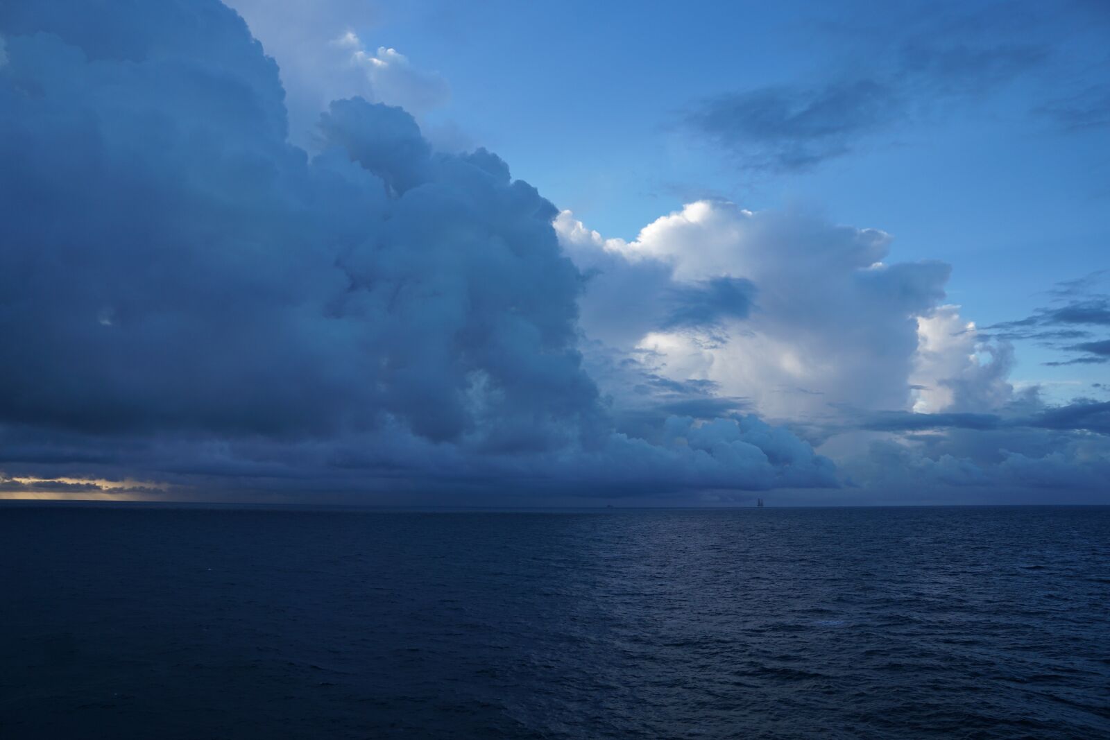 Sony DT 16-50mm F2.8 SSM sample photo. Atlantic, ocean, water photography