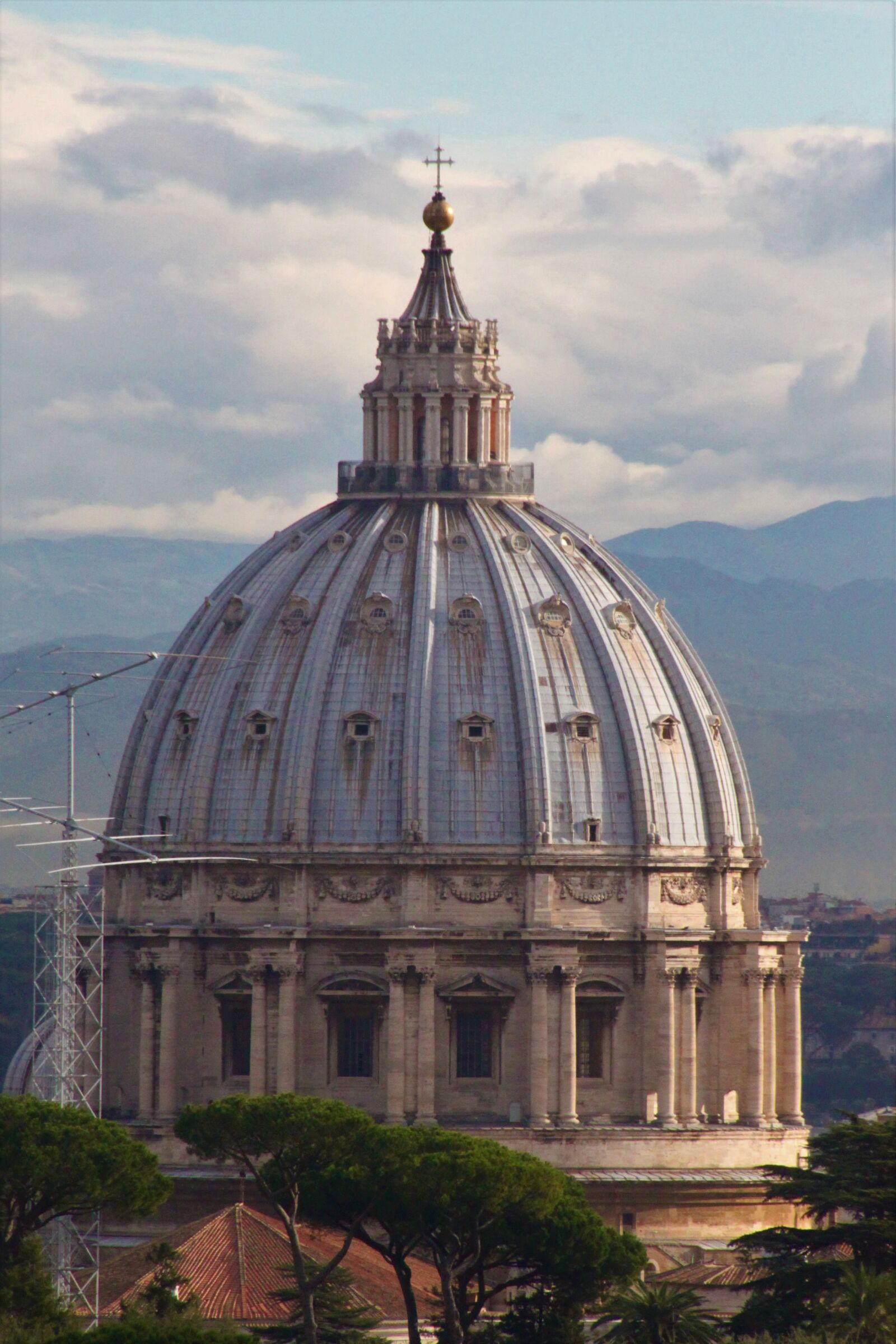 Canon EOS 500D (EOS Rebel T1i / EOS Kiss X3) sample photo. Vatican, dome, rome photography
