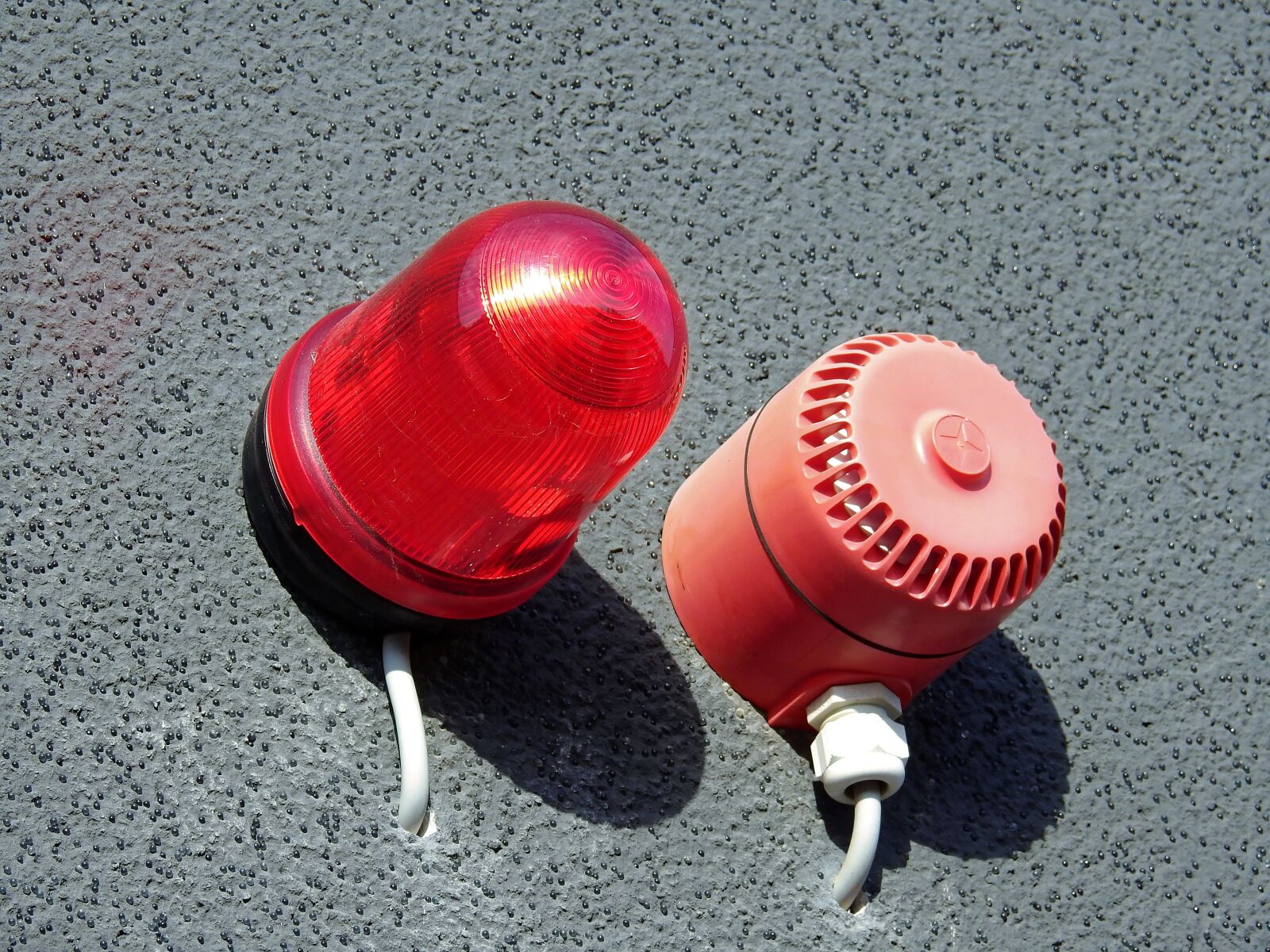 Nikon Coolpix P900 sample photo. Alarm, rundumleuchte, warning light photography