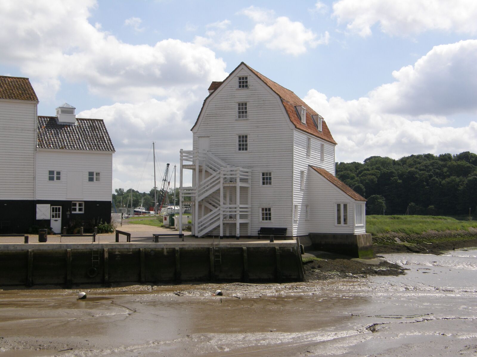 Olympus SP550UZ sample photo. Woodbridge, suffolk, england photography