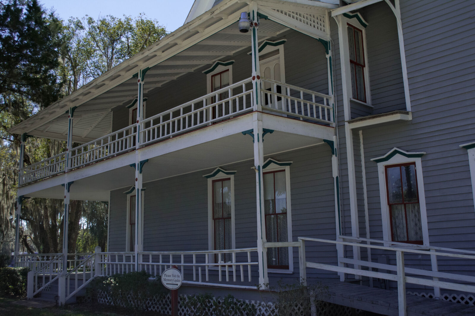 Nikon D5200 sample photo. Florida, gray, house, old photography