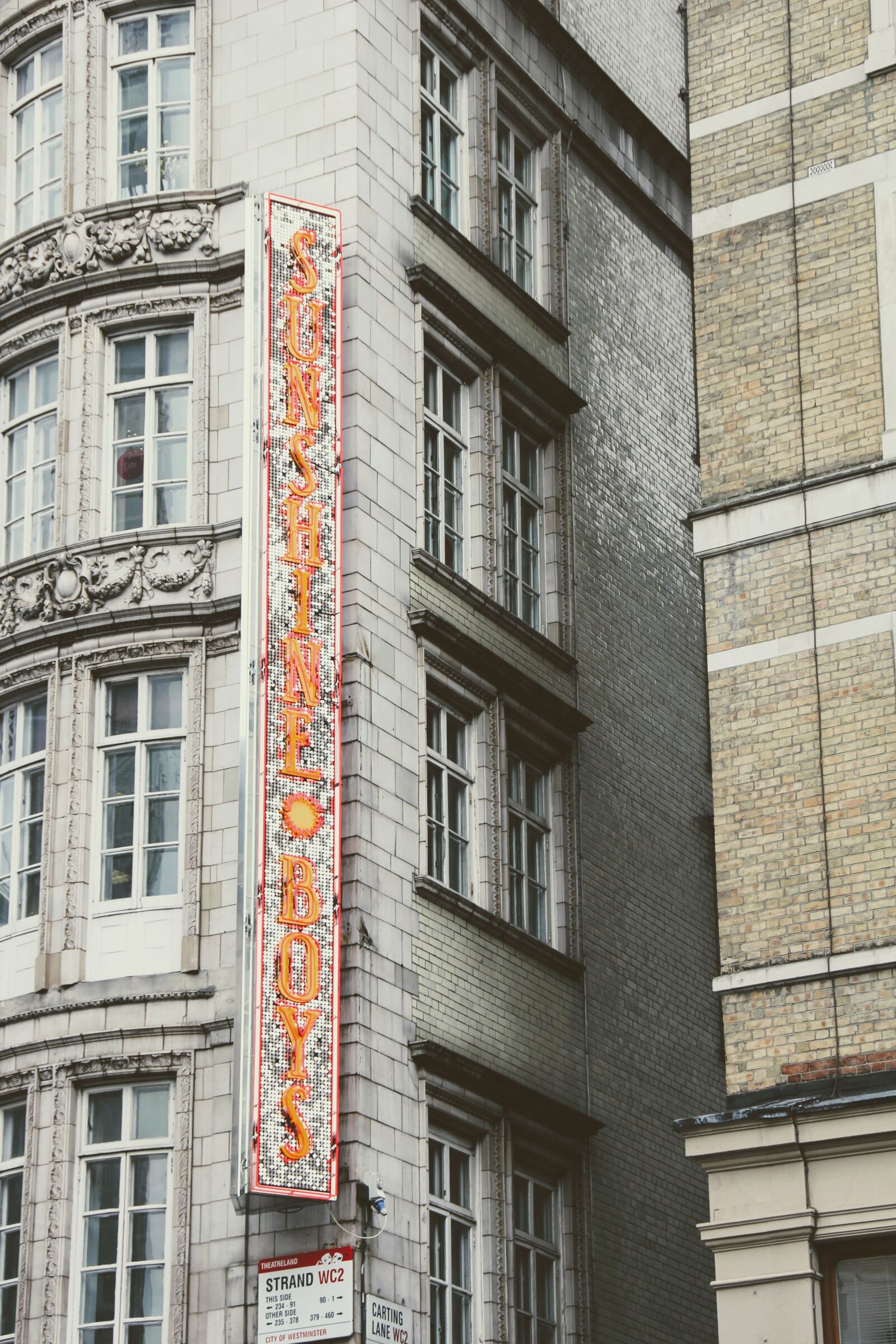 Canon EOS 60D sample photo. House, london, detail photography