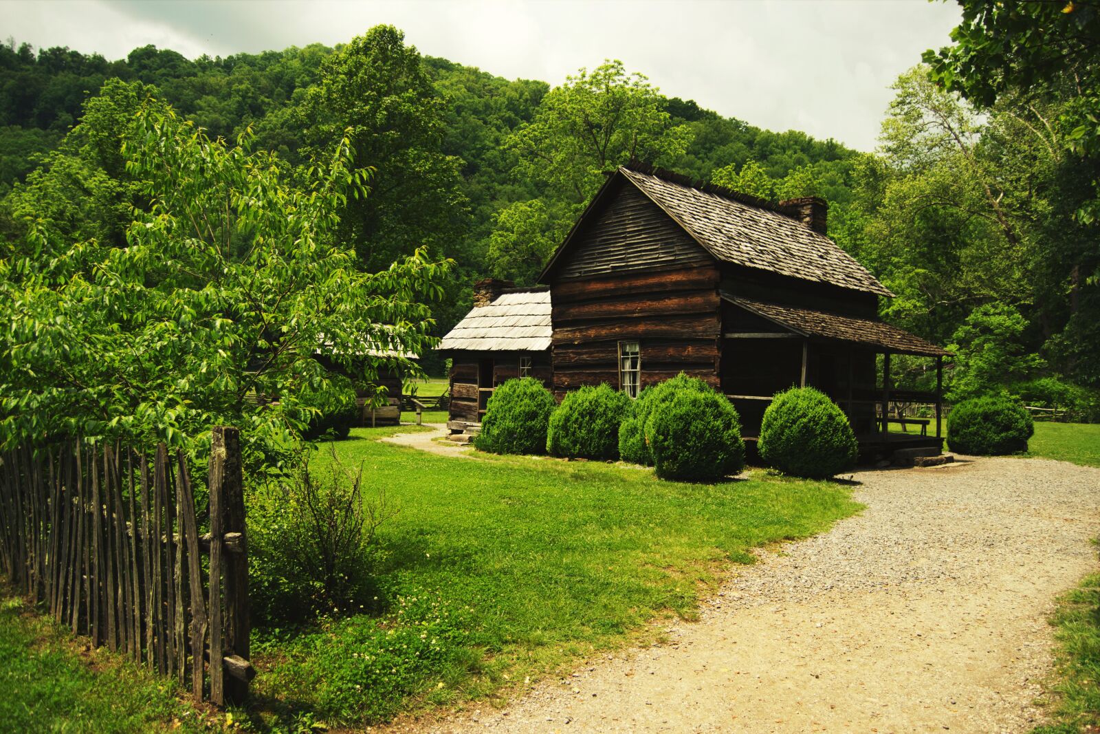 Nikon D5300 sample photo. Old cottage, mountains, forest photography