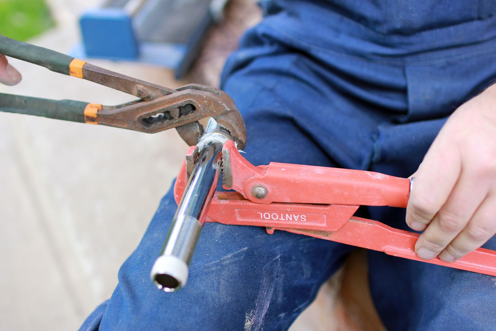 Canon EOS 60D sample photo. Work, hand, tools photography