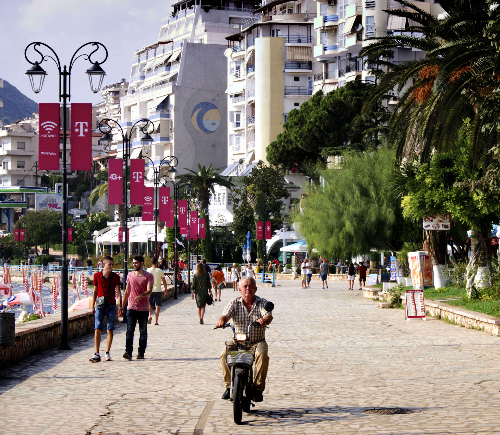 Sony E 16-50mm F3.5-5.6 PZ OSS sample photo. Albania, sarande photography