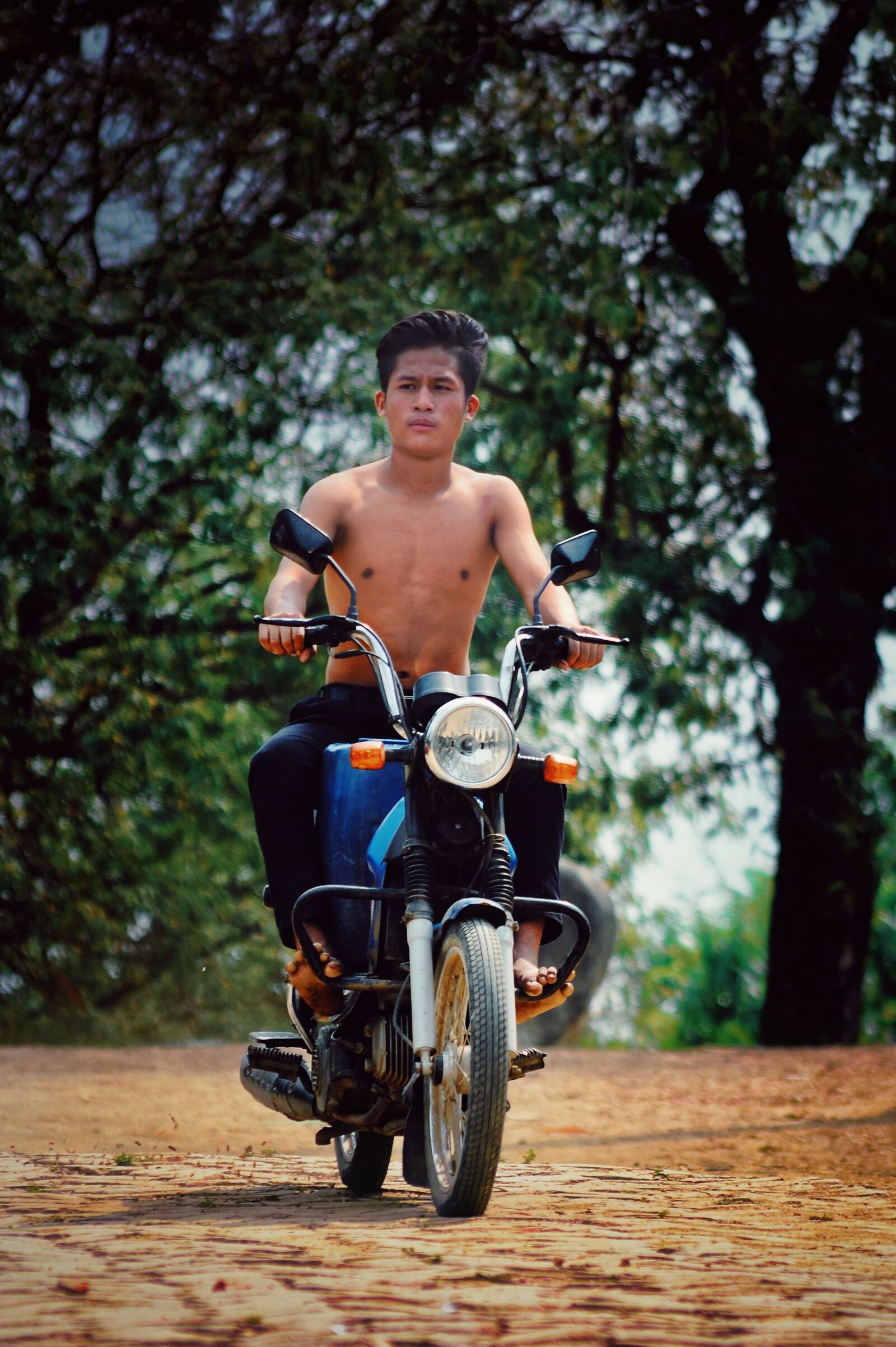 Nikon D5100 sample photo. Boy, motorway, ride photography