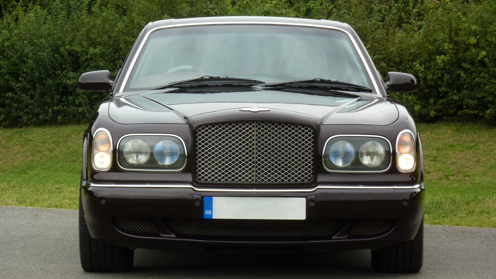 Panasonic DMC-TZ7 sample photo. Bentley, car, luxury photography