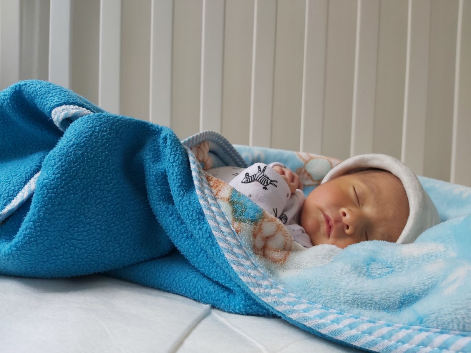 Samsung Galaxy A70 sample photo. Cute kid, sleeping child photography