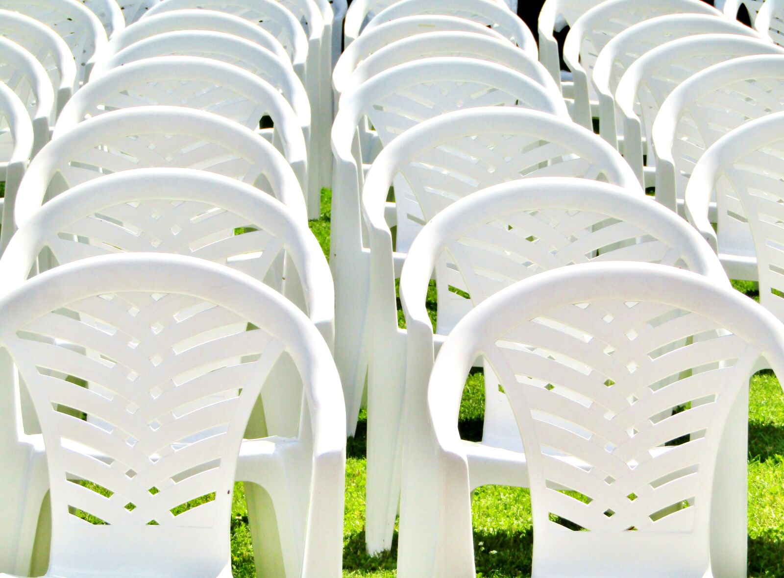 Canon POWERSHOT SX432 IS sample photo. Garden chairs, white, chair photography
