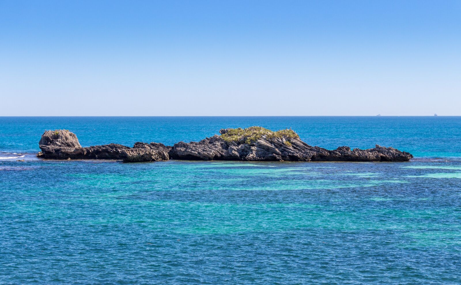 Canon EOS 700D (EOS Rebel T5i / EOS Kiss X7i) sample photo. Bay, rottnest island, rottnest photography