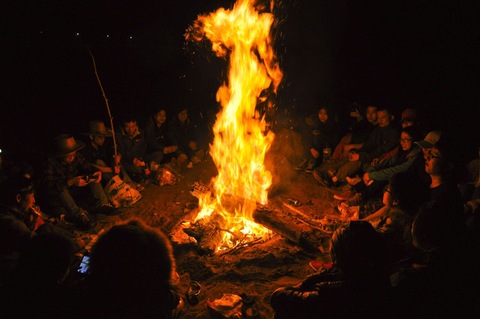 Nikon D90 sample photo. Outdoor, fire, late photography