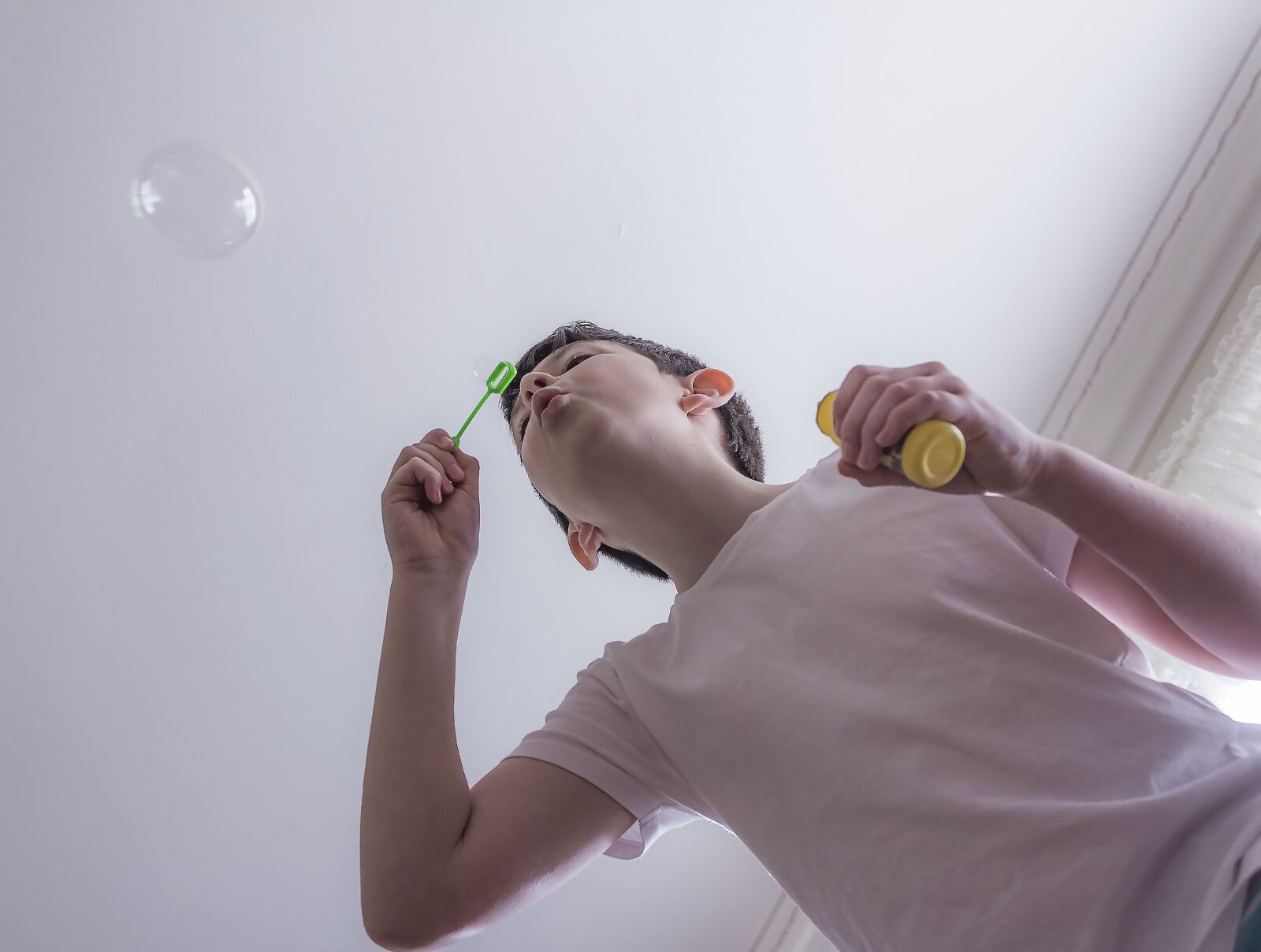 Canon EOS 60D sample photo. Bubbles, blowing, fun photography