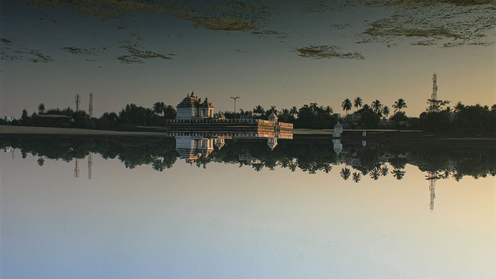 Canon EOS 550D (EOS Rebel T2i / EOS Kiss X4) sample photo. Water, reflection photography