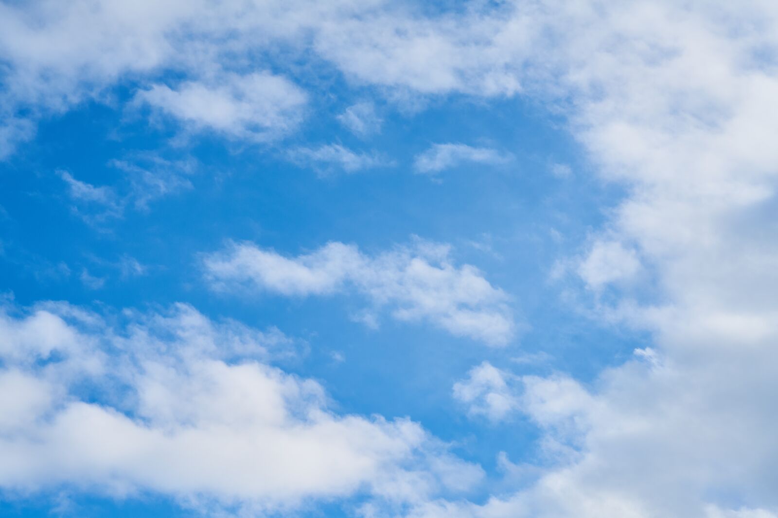 Sigma 85mm F1.4 DG HSM Art sample photo. Clouds, sky, nature photography