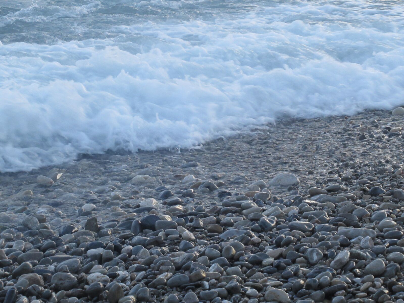 Canon PowerShot SX620 HS sample photo. Sea, waves, beach photography