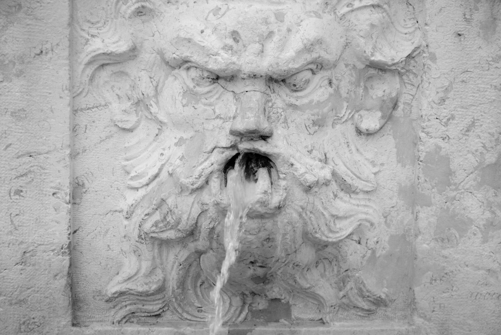 Nikon D3000 sample photo. Fountain, water, stone photography