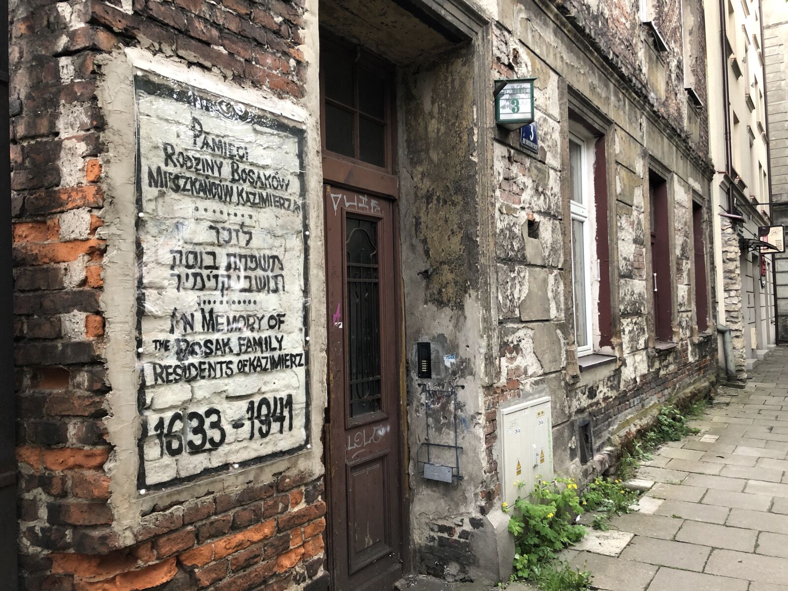 Apple iPhone X sample photo. Poland, jewish neighborhood, tourism photography