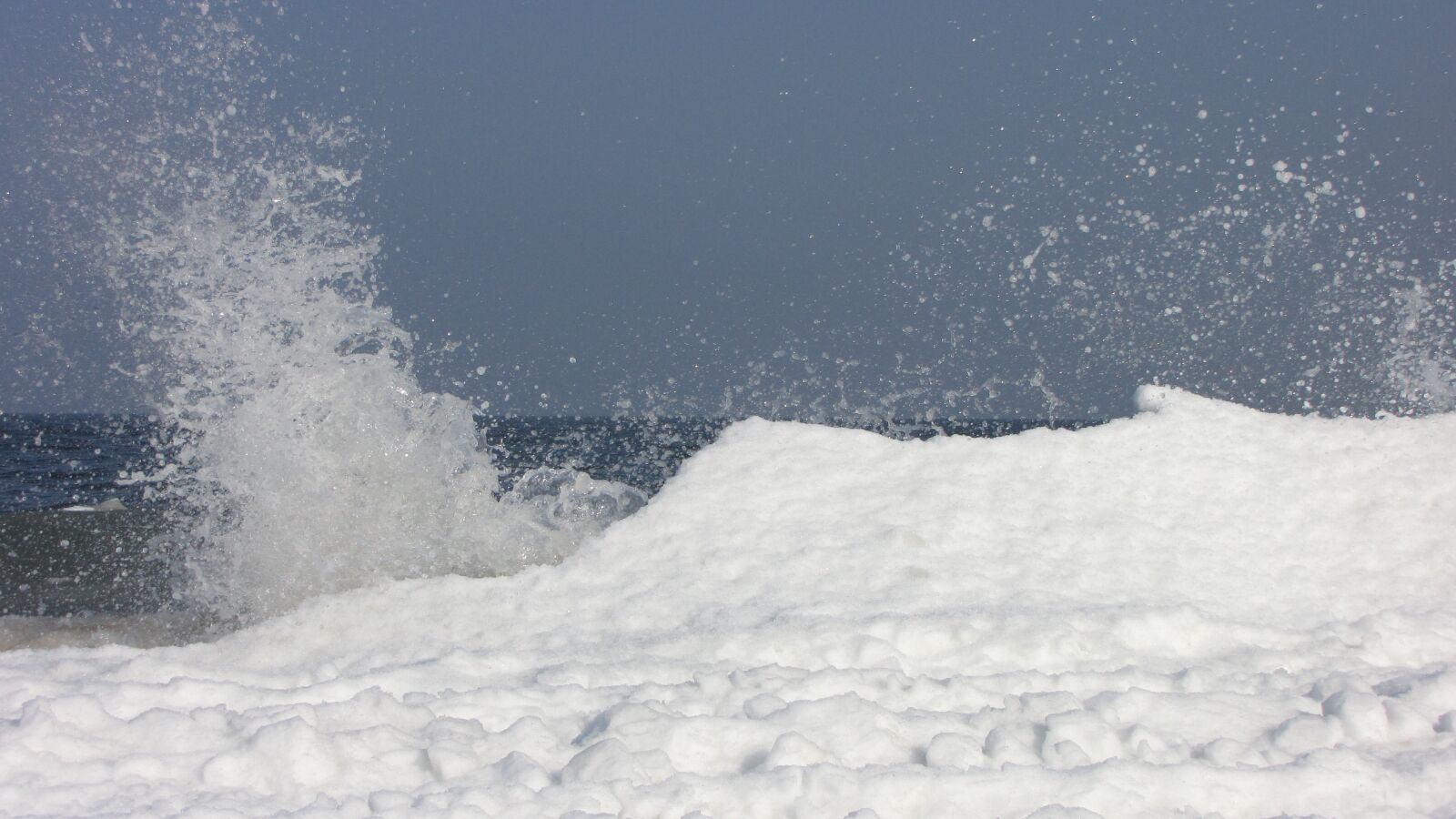 Canon PowerShot SX1 IS sample photo. Winter, snow, ice photography