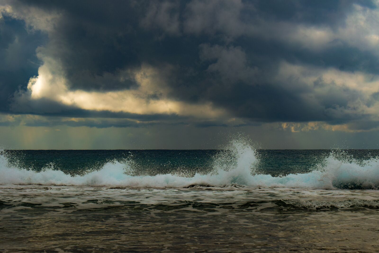 Nikon D3300 sample photo. Beach, sea, wave photography