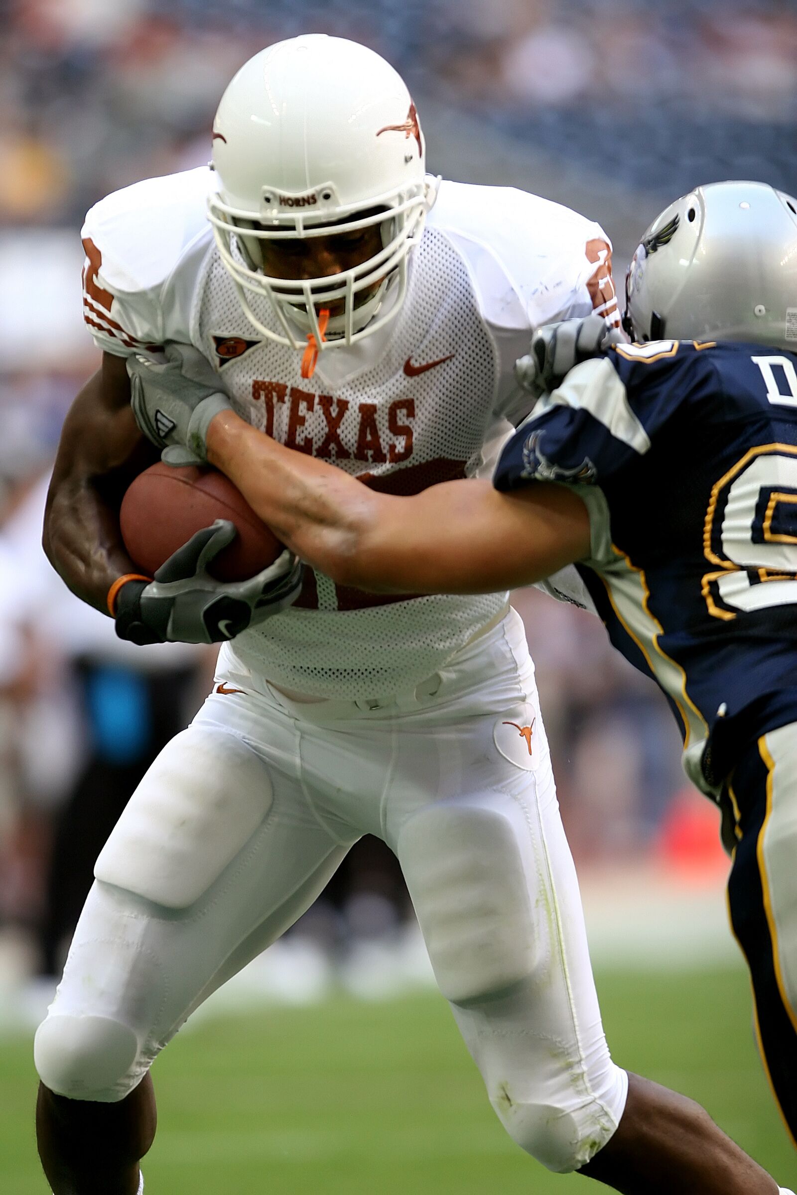 Canon EOS 20D sample photo. Football, american football, sport photography