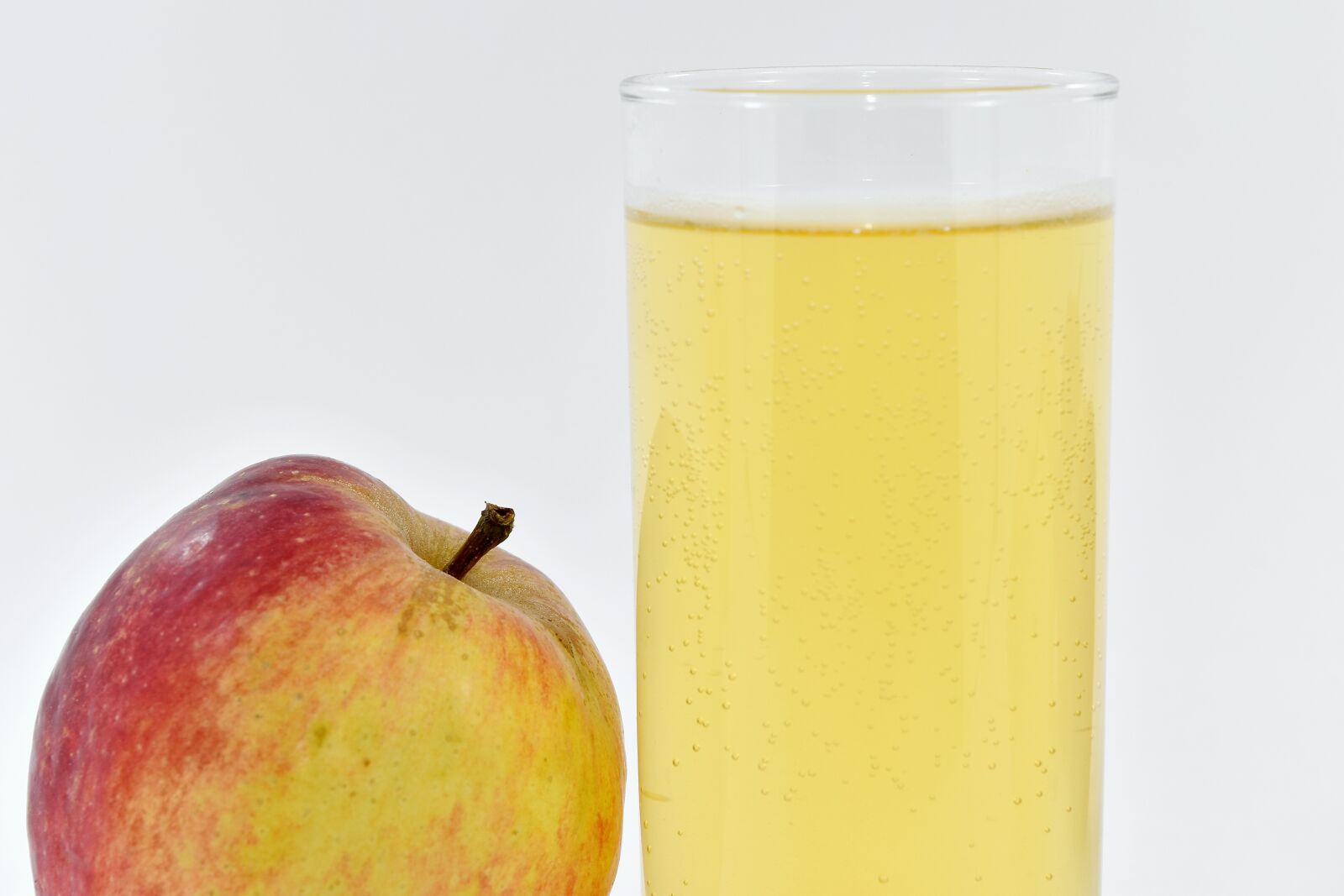 Nikon D5500 sample photo. Apple, beverage, cider, fruit photography