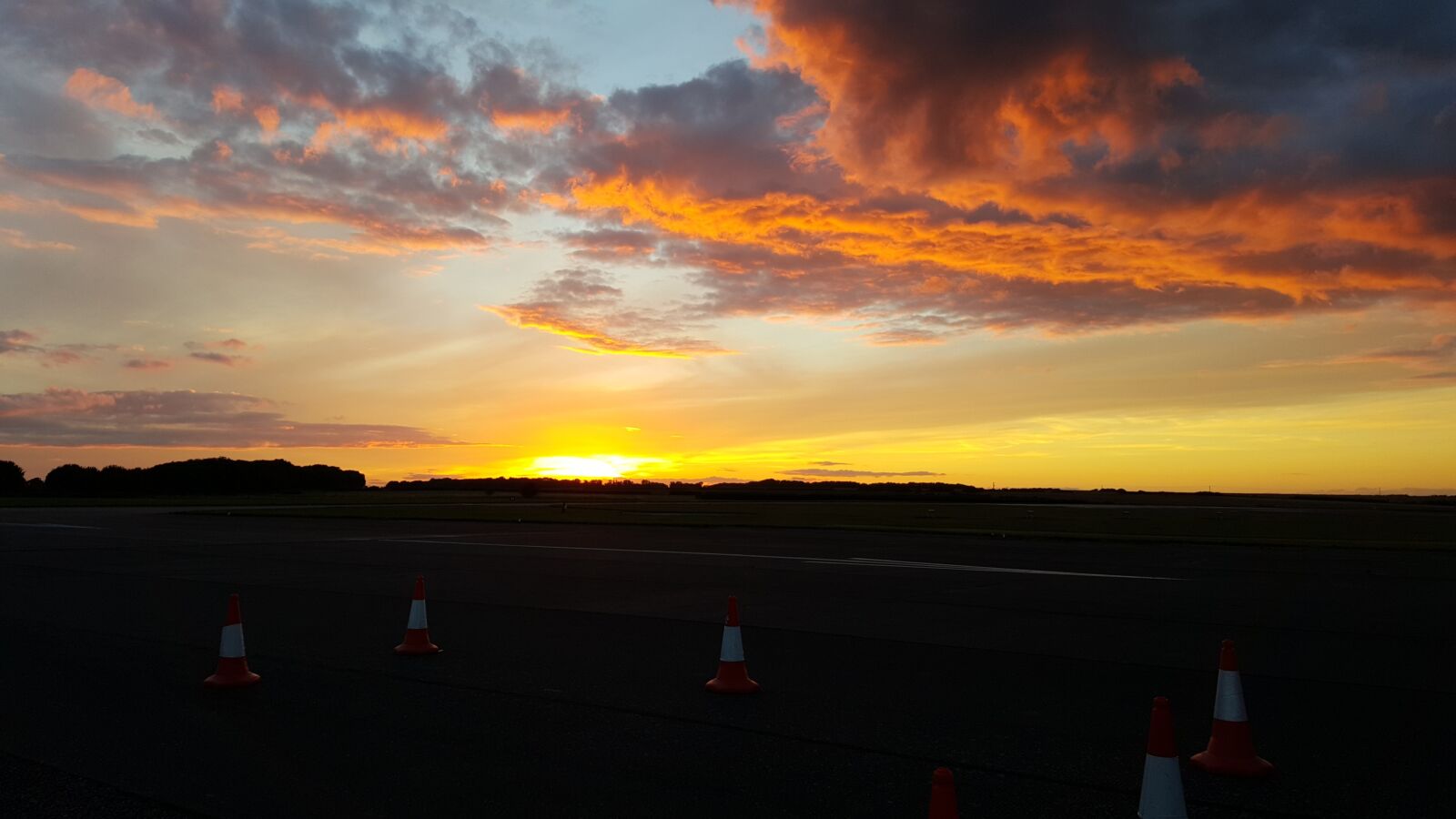 Samsung Galaxy S6 sample photo. Sunset, airfield, lincolnshire photography
