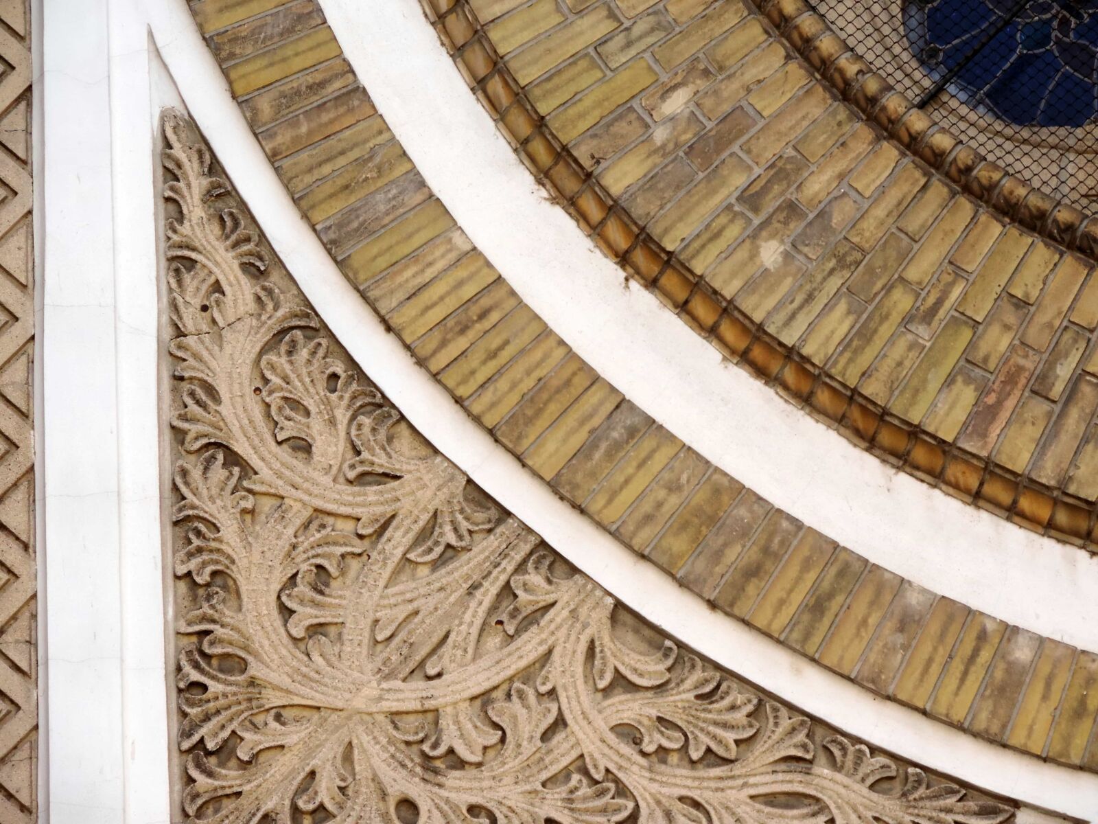 Nikon Coolpix P520 sample photo. Arabesque, baroque, handmade, religious photography