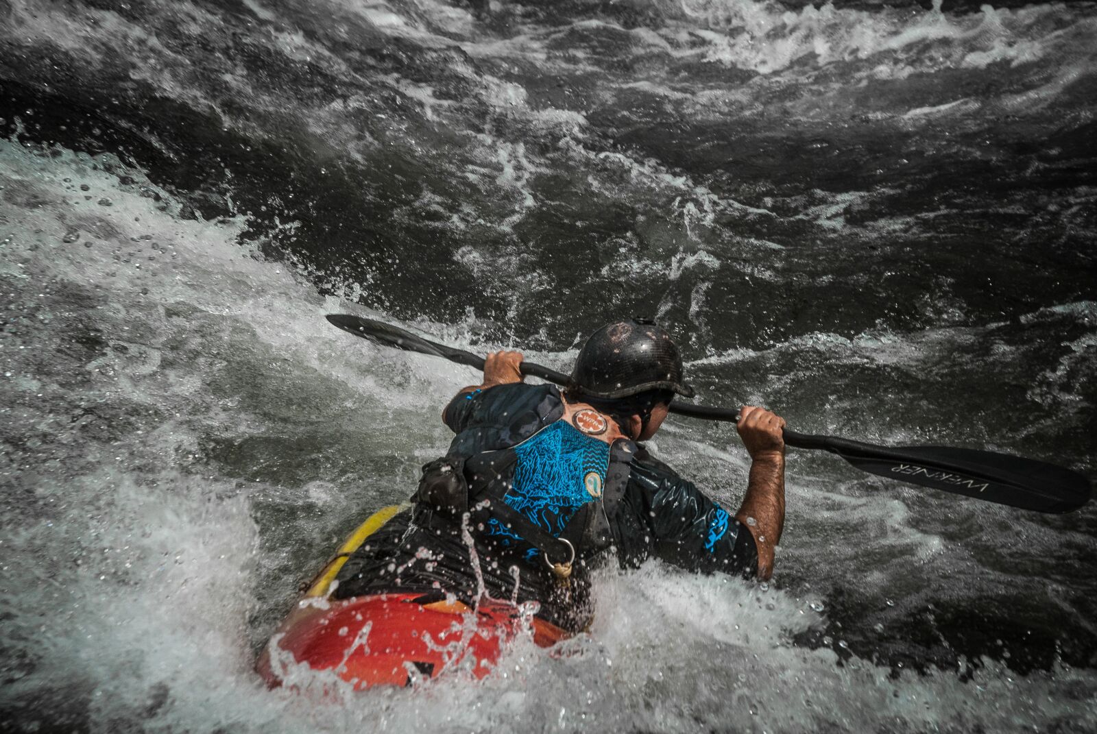 Nikon D200 sample photo. Kayak, river, argentina photography