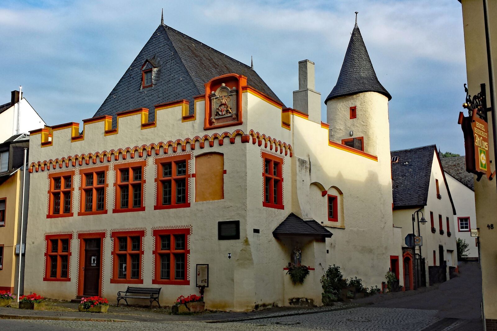 Samsung Galaxy S4 sample photo. Bernkastel, cues, mosel photography