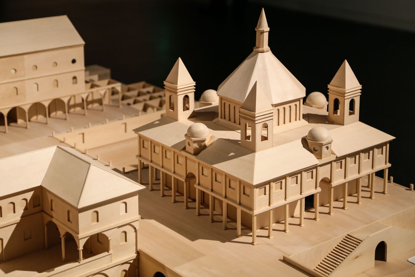 Canon EOS 6D + Canon EF 24-105mm F4L IS USM sample photo. Leonardo da vinci, exhibition photography
