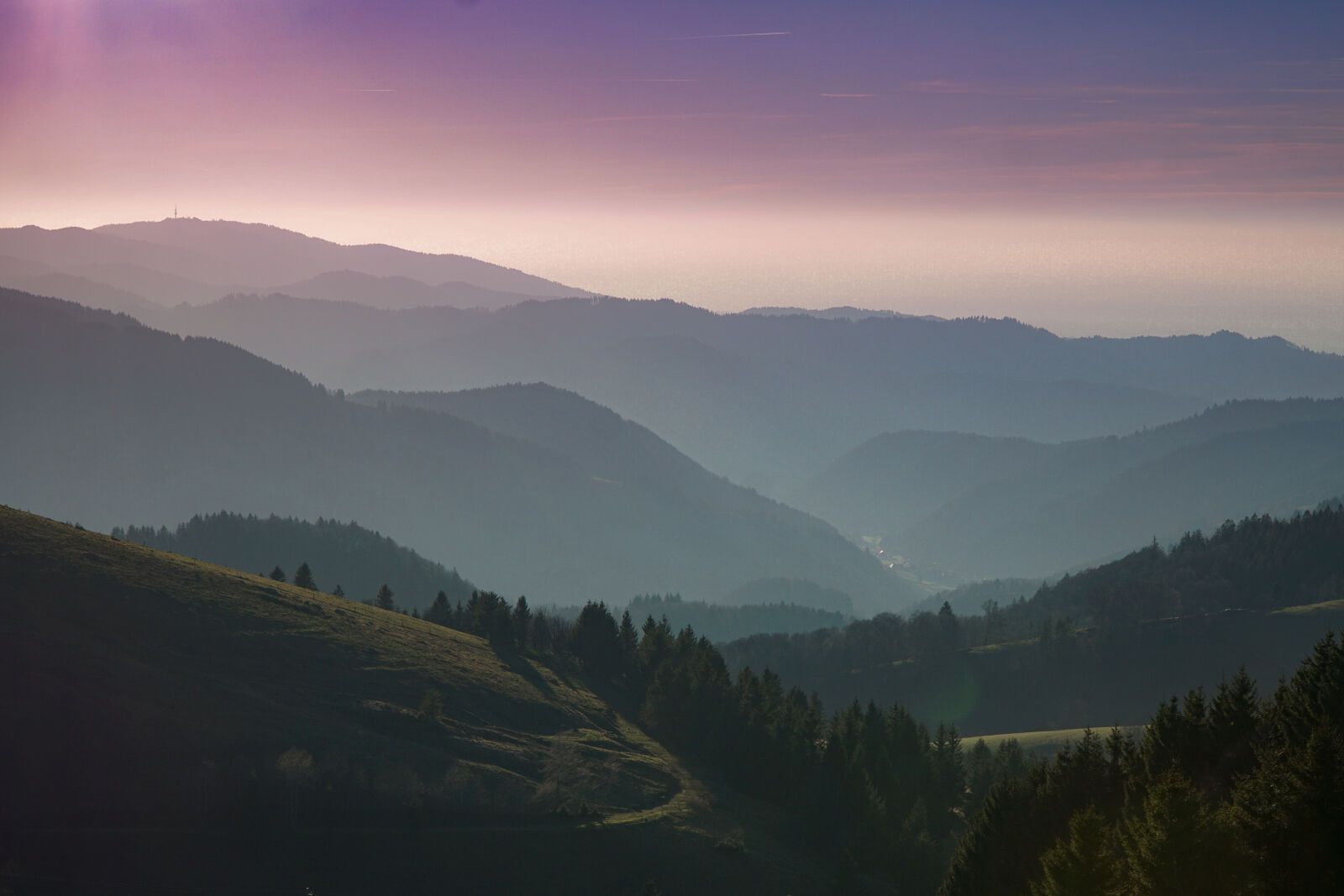Sony a6000 + Sony E PZ 18-105mm F4 G OSS sample photo. Mountains, sunset, hills, valley photography