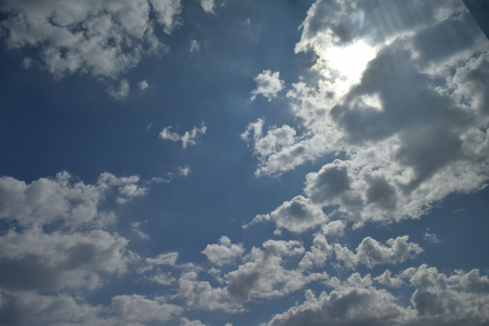 Nikon D3300 sample photo. Cloudy, blue, sky photography