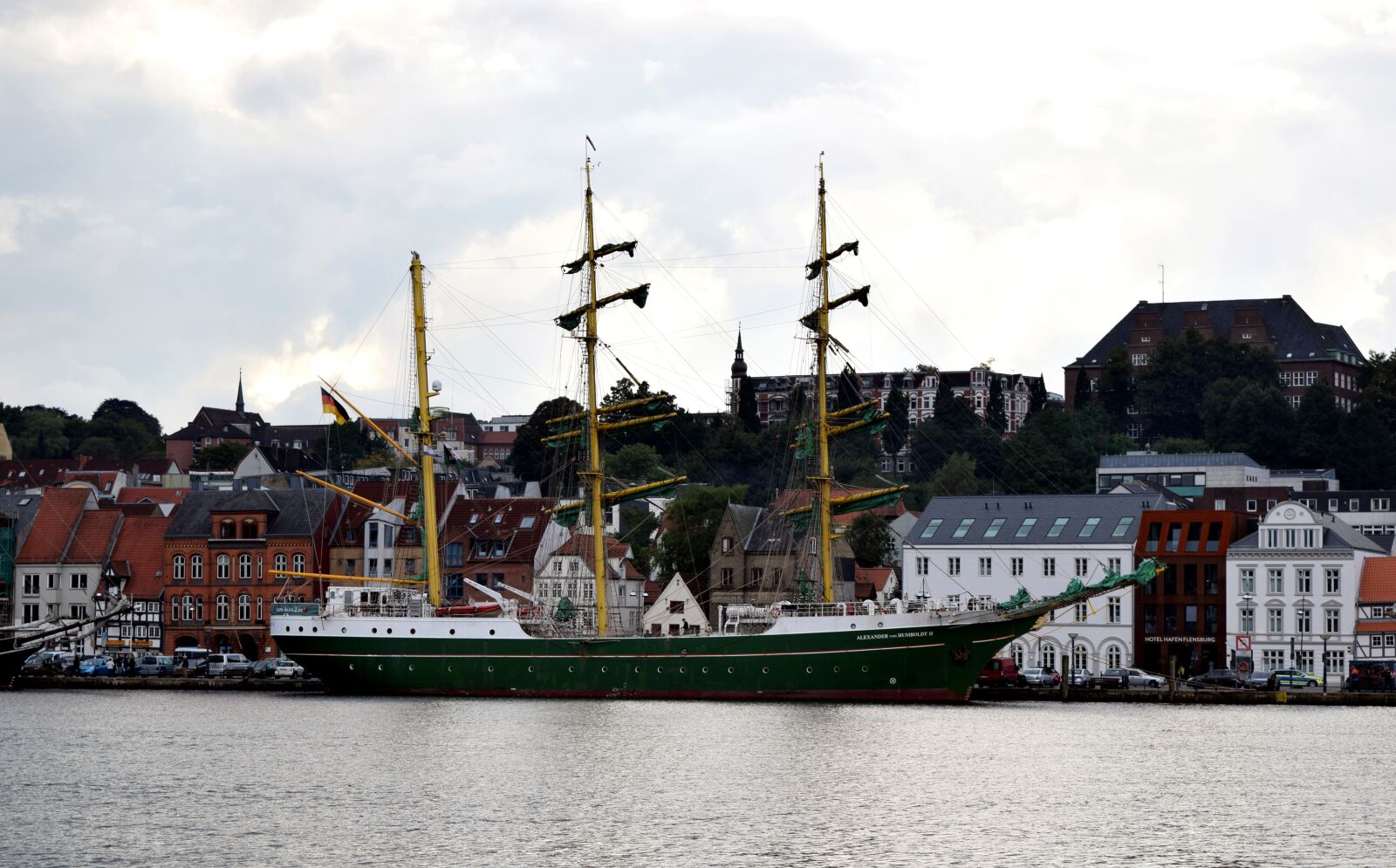 Nikon D5300 sample photo. Port, ship, water photography