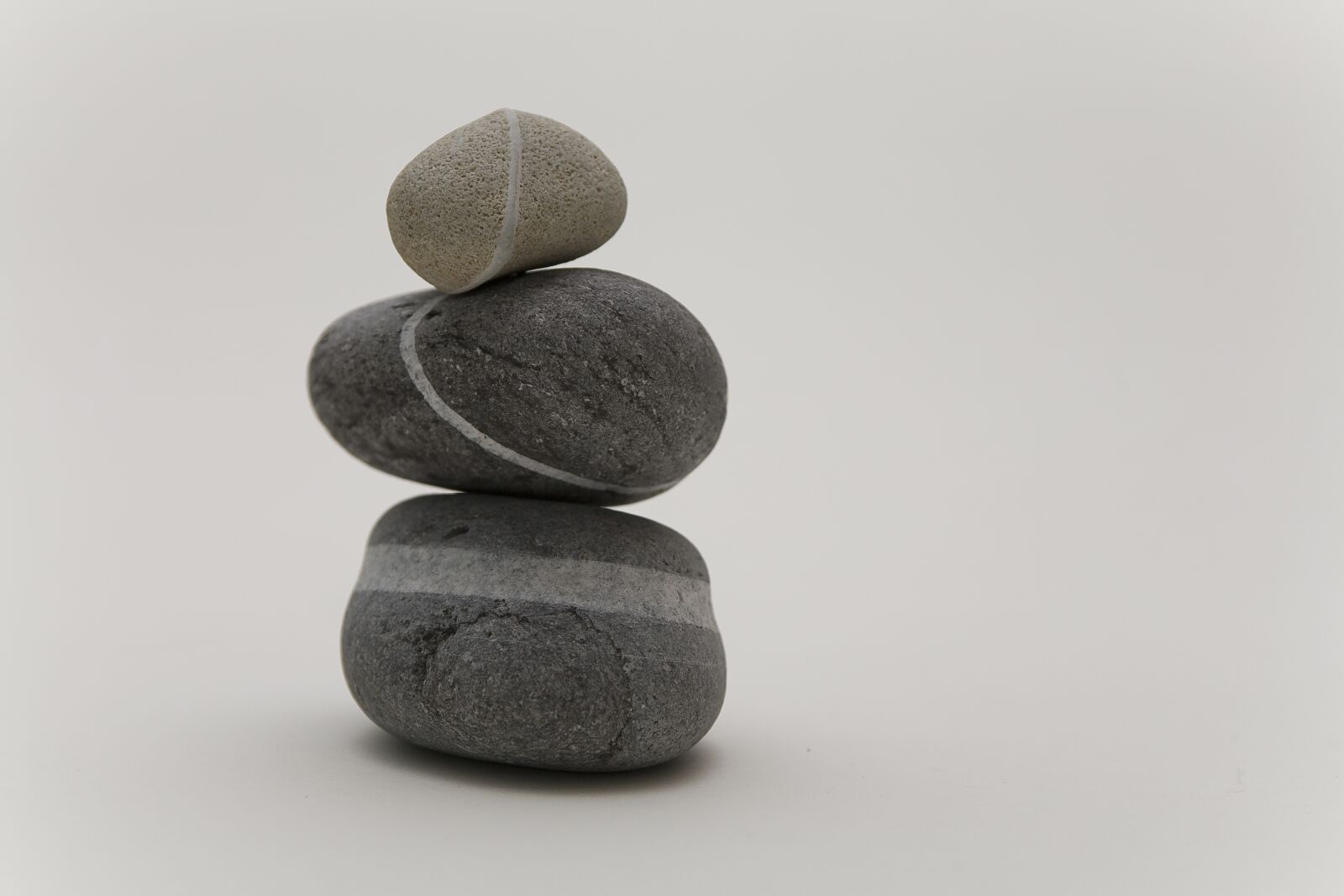 Canon EOS 5D sample photo. Stones, vein, texture photography