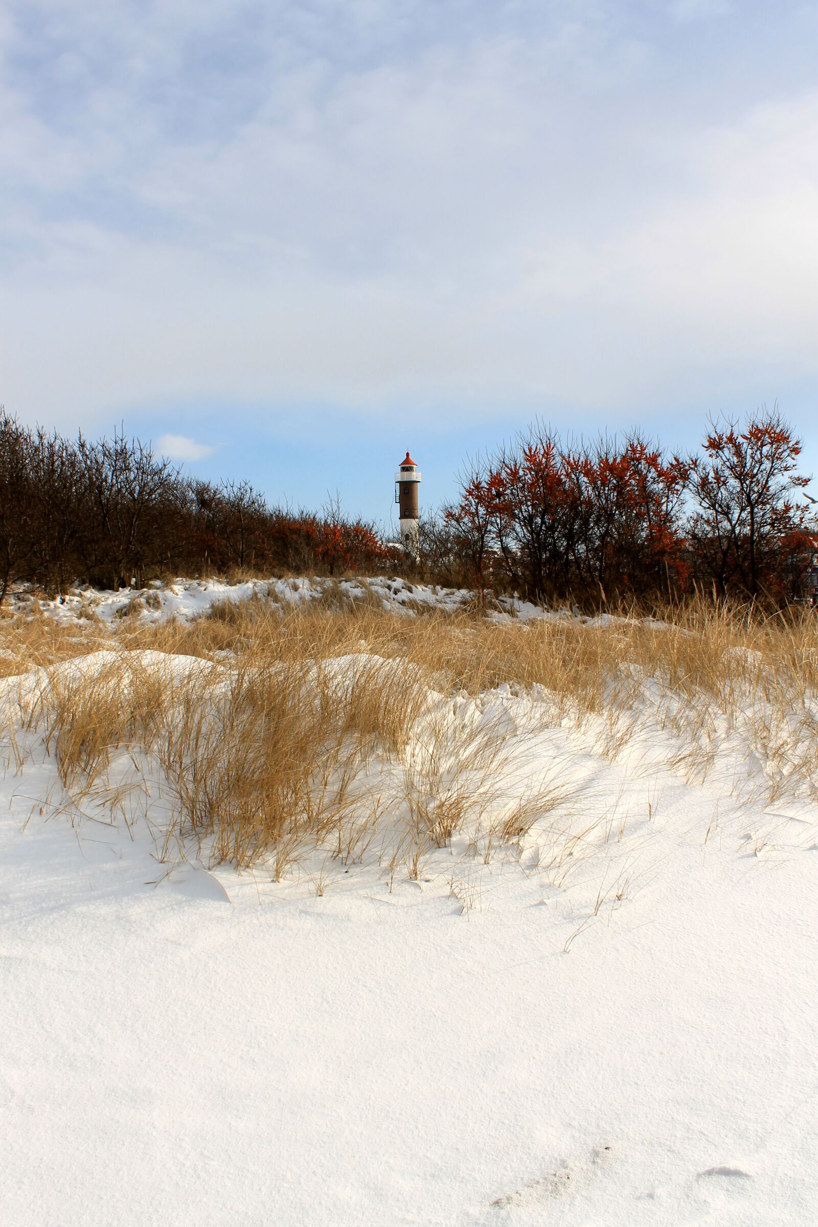 Canon EOS 1100D (EOS Rebel T3 / EOS Kiss X50) sample photo. Lighthouse timmendorf, baltic sea photography