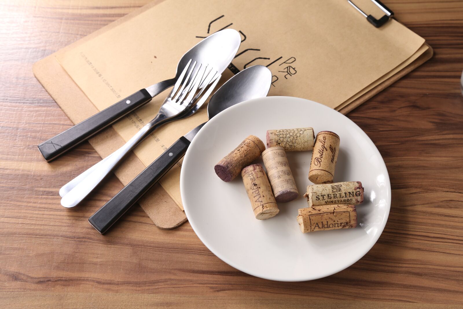 Canon EOS 6D + Canon EF 24-105mm F4L IS USM sample photo. Wooden, wood, food photography