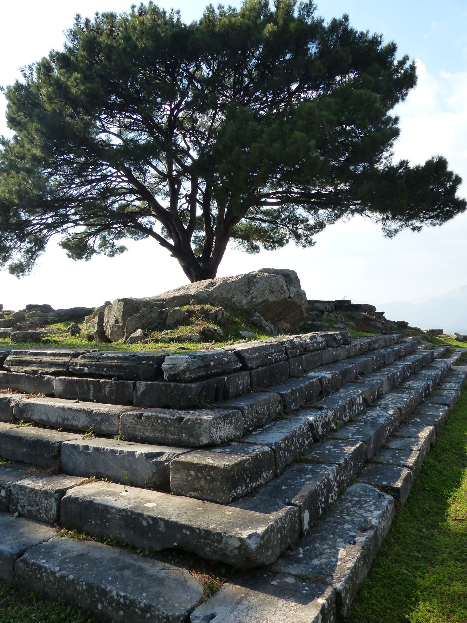 Leica V-Lux 4 sample photo. Turkey, pergamon, excavations photography