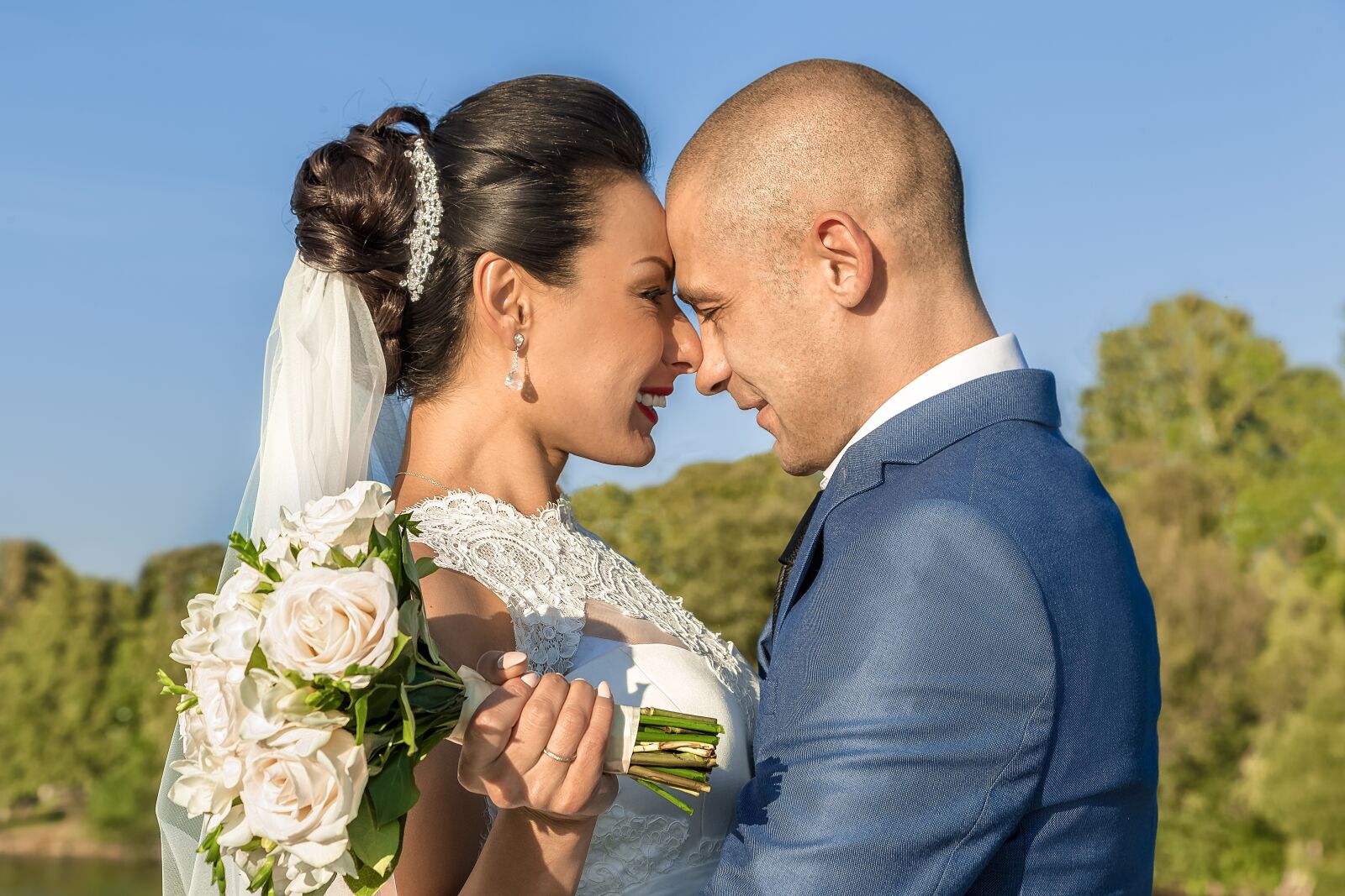 Canon EOS 6D + Canon EF 24-105mm F4L IS USM sample photo. Love, wedding, bride photography