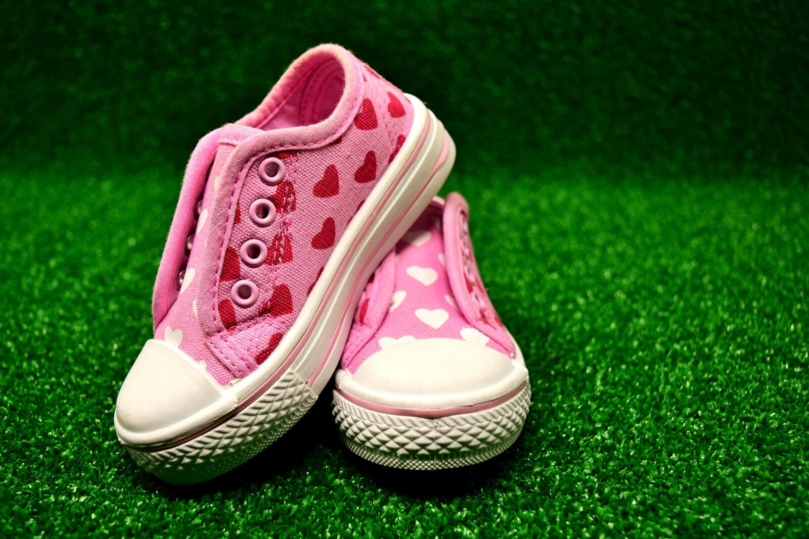 Nikon D7200 sample photo. Children's shoes, cute, sports photography
