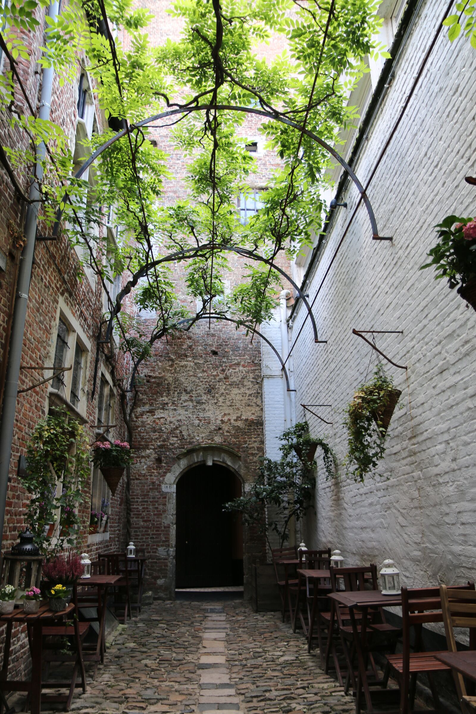 Canon EOS 70D sample photo. Romantic, terrace, cosy photography